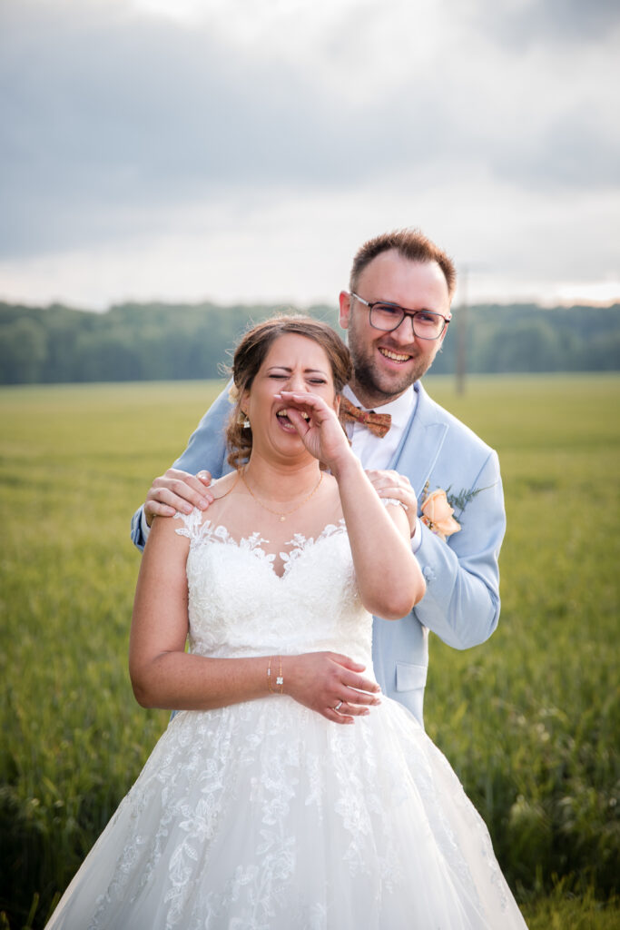 Photographe mariage Lorraine – Instant spontané et naturel en pleine nature.